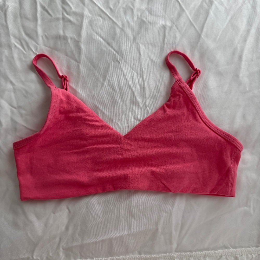 Aritzia Butter Hold Tight Bra Top